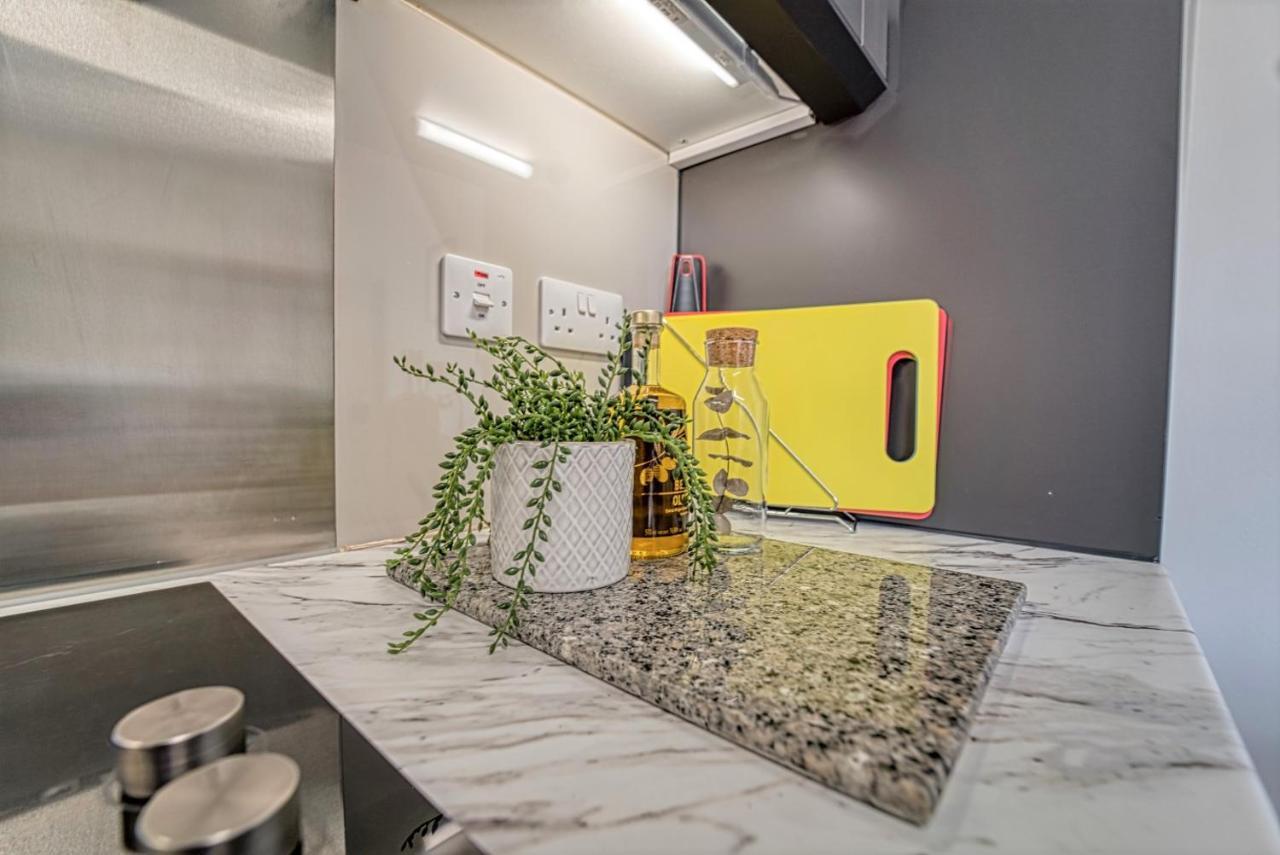 Host & Stay - Upper Tything Apartment Вустер Екстер'єр фото