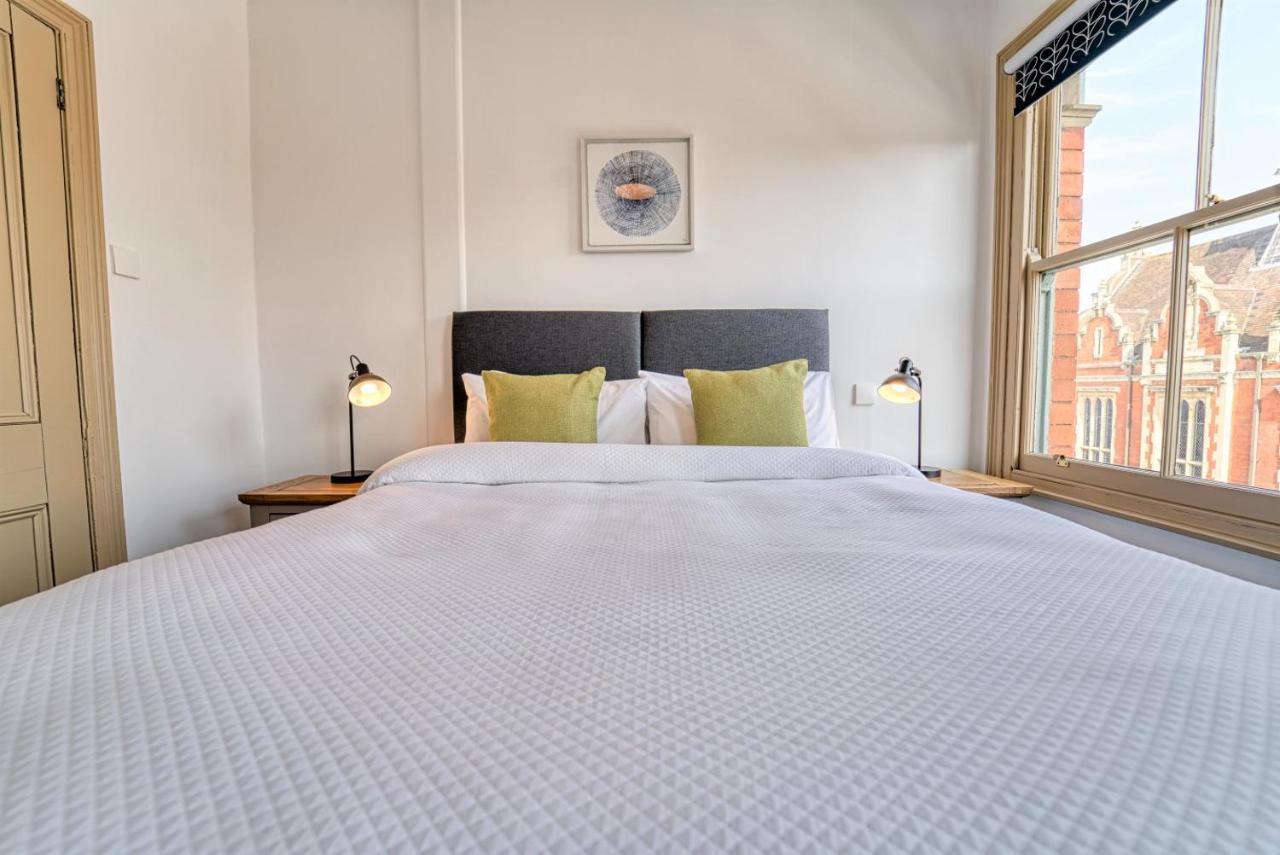 Host & Stay - Upper Tything Apartment Вустер Екстер'єр фото